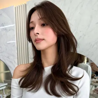 セミロング 似合わせレイヤー/ 透明感カラーのヘアスタイル