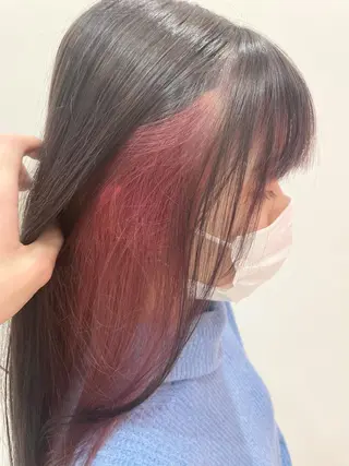 セミロング カラー ハッシュカット レイヤー池袋のヘアスタイル