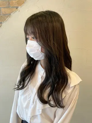 ロング カラー 韓国風🇰🇷レイヤ ーKEI🇰🇷のヘアスタイル