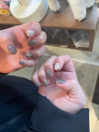 ネイル Lily Beauty天神西通り店所属・坂田 美生のネイルデザイン