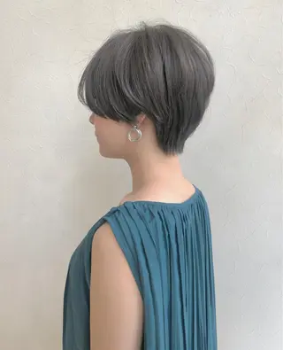 ショート カラー nakahara madokaのヘアスタイル