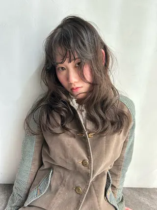 カラー 丸山 風香のヘアスタイル