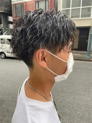 ショート カラー パーマ メンズ レディースカット いからしゆうたのヘアスタイル