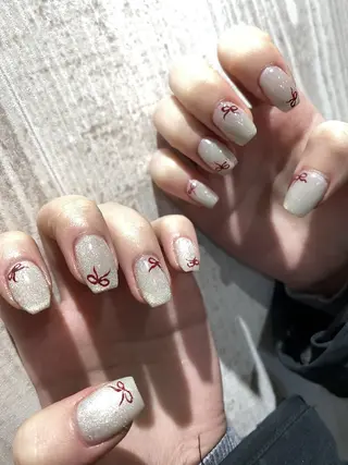 ネイル 13日3980円‼️ マグもデザインも◎のネイルデザイン