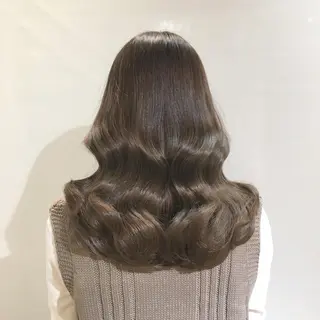 セミロング カラー ヘアアレンジ As hair所属・柔らか垢抜けｶﾗｰと ｶｯﾄ🫧ASUKAのヘアスタイル