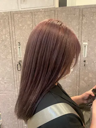 ミディアム 水口 莉央のヘアスタイル