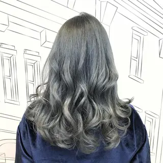 ミディアム カラー レイヤー⭐️カラー ⭐️平川雅史のヘアスタイル