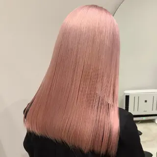 ミディアム カラー サロウィン(SALOWIN)原宿iori店所属・れい🫧 ハイトーン特化のヘアスタイル