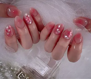 ネイル She   Nail所属・ISA_ BELLAのネイルデザイン