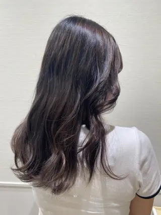 セミロング カラー ヘアアレンジ 朴 鈴香のヘアスタイル