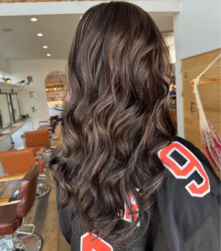 ロング カラー 🌸小掛🌸 豊橋外国人風カラーのヘアスタイル