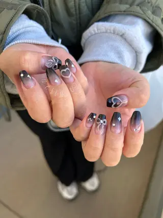 ネイル NAILST Naomiのネイルデザイン