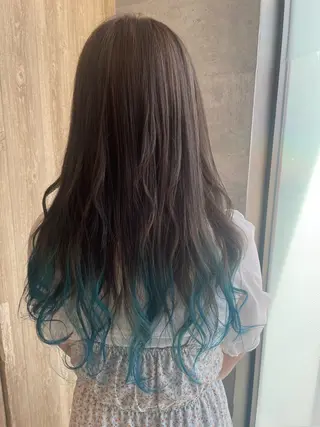 ロング 松本 美香のヘアスタイル