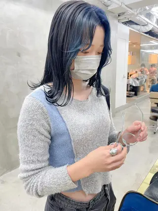 セミロング カラー yurika☁️ 似合わせ｜レイヤーのヘアスタイル