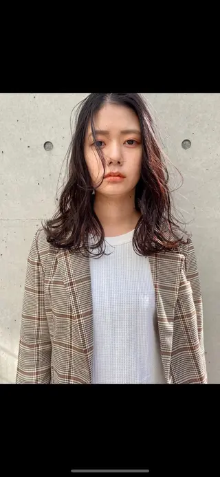 セミロング カラー 𝘕𝘰𝘯🩰 透明感/ダブルカラーのヘアスタイル