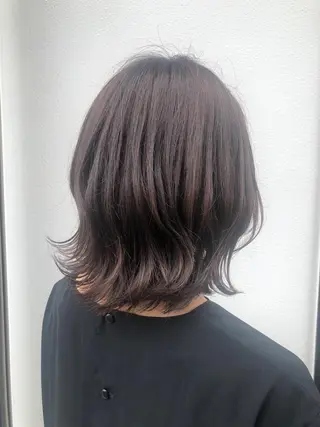 ミディアム カラー コテ巻き風パーマ SHONOのヘアスタイル
