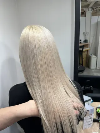 ロング カラー 難波ブリーチカラー 伊藤洋輝のヘアスタイル