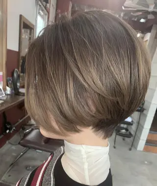 ショート 福地 礼奈のヘアスタイル