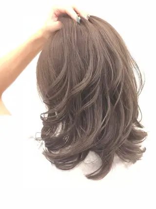 ミディアム カラー 梅田 翔一朗のヘアスタイル