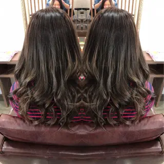 ミディアム カラー レイヤーカット匠 イソザキノリユキのヘアスタイル