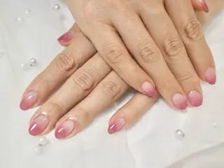 ネイル なつか🍒口コミ好評 駅近1分 パラジェルのネイルデザイン