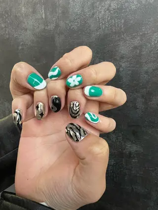 ネイル 韓国🩶Y2Kネイル 💫くれはのネイルデザイン