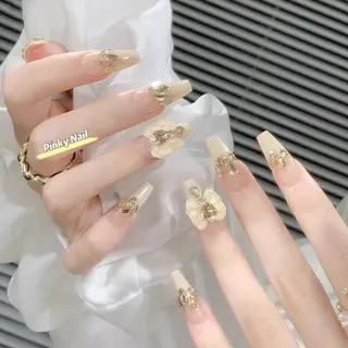 ネイル 坂本 菜々子のネイルデザイン