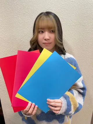 ロング カラー ハイトーン/パーソナ ルカラー診断・ユキノのヘアスタイル