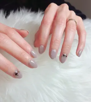 ネイル 𝐌𝐈𝐎 @練習生のネイルデザイン