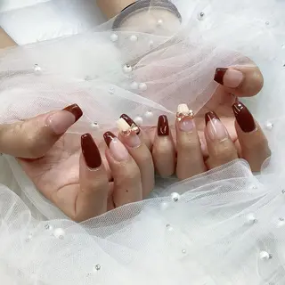 ネイル パーツ全部¥110 サロンミミのネイルデザイン