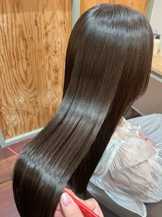 ロング カラー nicotto.所属・ヨシダ モモコのヘアスタイル