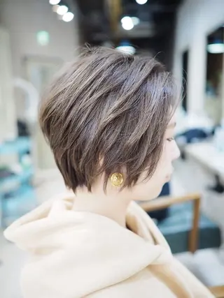 ショート カミタニ リオのヘアスタイル