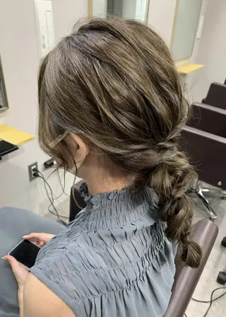 セミロング ヘアアレンジ 🫧【公式】 Lig.横浜🫧のヘアスタイル