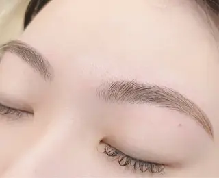 アイブロウ IIJIMA /まつパ/パリ/束感のマツエク・マツパデザイン