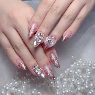 ネイル Maggie Nail🦩のネイルデザイン