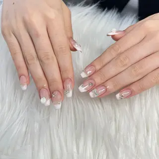 ネイル SHION  のネイルデザイン