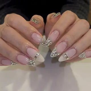 ネイル T. Leeのネイルデザイン