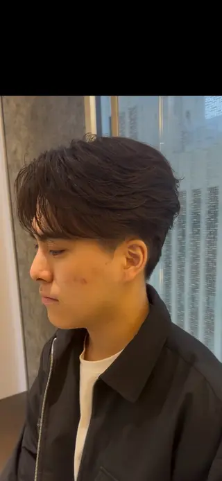 メンズ SALOWIN新宿三丁目所属・新宿/新宿三丁目 メンズハイライト梶原のヘアスタイル