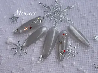 ネイル Moon's🌙💅 Shioriのネイルデザイン