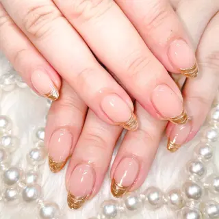 ネイル Go  Today シェアサロン 新宿Gratia店所属・杉山 栞のネイルデザイン