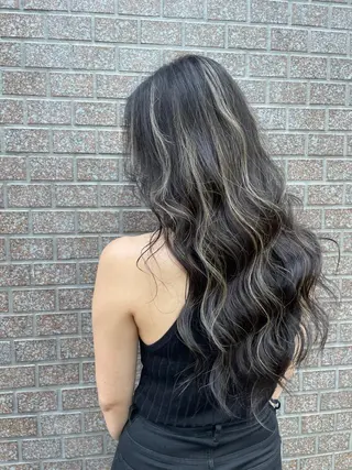 ロング カラー youres hair 髪質改善トリートメント&ヘッドスパ  新宿三丁目店【ユアーズヘア】所属・🦋透明感カラー 👑NODOKA🦋のヘアスタイル