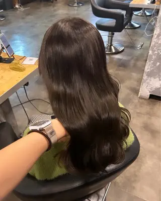 セミロング IS所属・横浜美容室/透明感 カラー/レイヤーのヘアスタイル