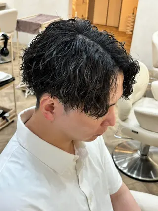ショート パーマ メンズ パーマ職人DAIKI ツイスパ/波巻きのヘアスタイル