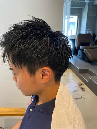 ショート 透明感ブリーチ ハイトーンウエダのヘアスタイル