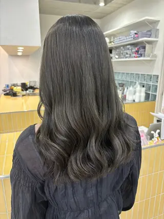 ミディアム 榊琴帆/美容師兼 アイブロウリストの眉毛・アイブロウイメージ