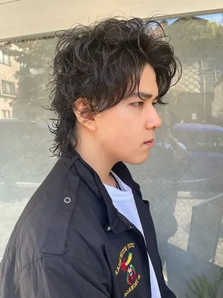 メンズ StellA所属・アートディレクター ワダヒサノリのヘアスタイル