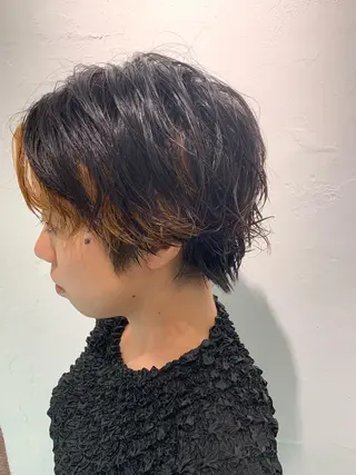 ショート パーマ ブームボックス所属・🐝ハイトーンカラー hachi🐝のヘアスタイル