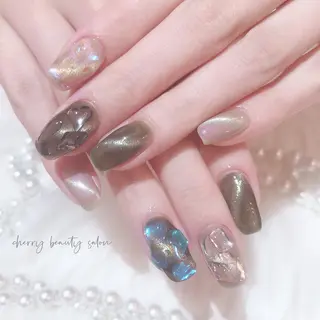 セミロング SAKURA 🍒のネイルデザイン