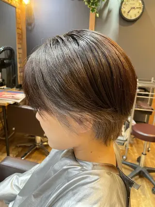 ショート カラー アグヘアーヒート岐阜本巣店所属・伊賀 瑞月のヘアスタイル