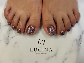 ネイル 新橋 ルキナ スタッフのネイルデザイン
